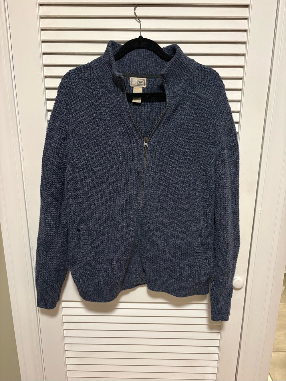 L.L. Bean Men's Full-Zip Chunky Knit Sweater in Navy